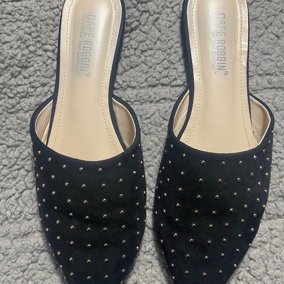 Black and Gold Flats - Picture 2 of 3